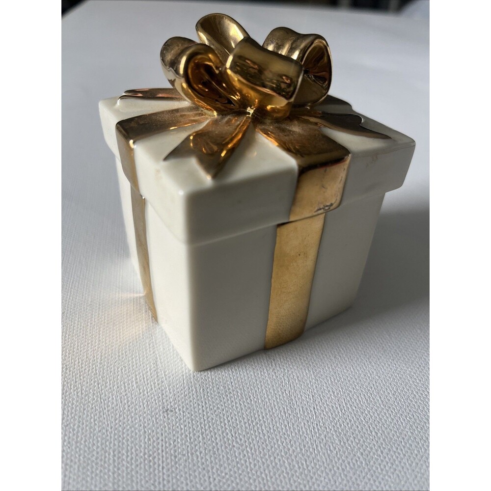 Lenox Gold Keepsake Box  Ivory China Bow Ribbon Vintage Trinket Box 1999